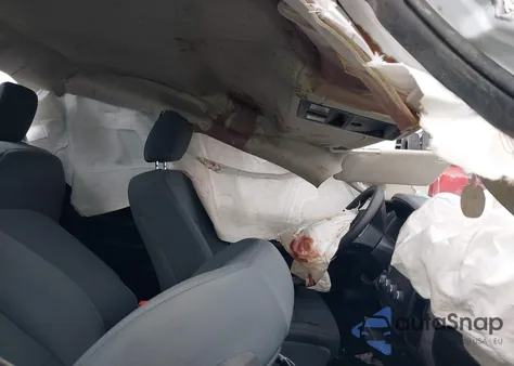 2019 Ram 1500 Classic from USA, damaged, VIN 1C6RR6FTXKS745452